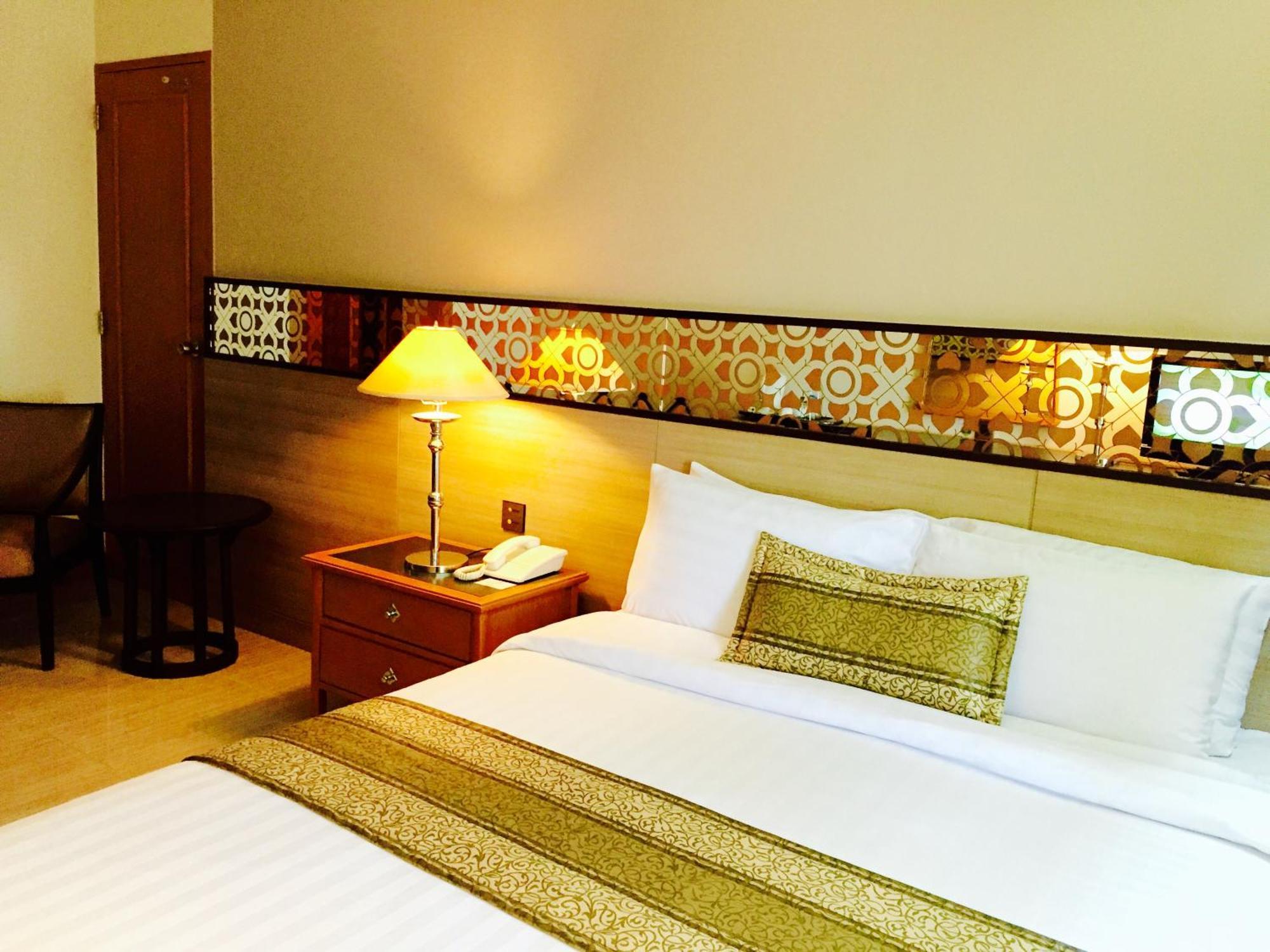 בנגקוק Indra Regent Hotel מראה חיצוני תמונה
